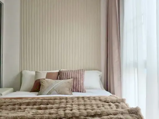 Plum Condo Chaengwattana Station for sale. Nice unit, fully furnished. Just bring your belongings and move in!