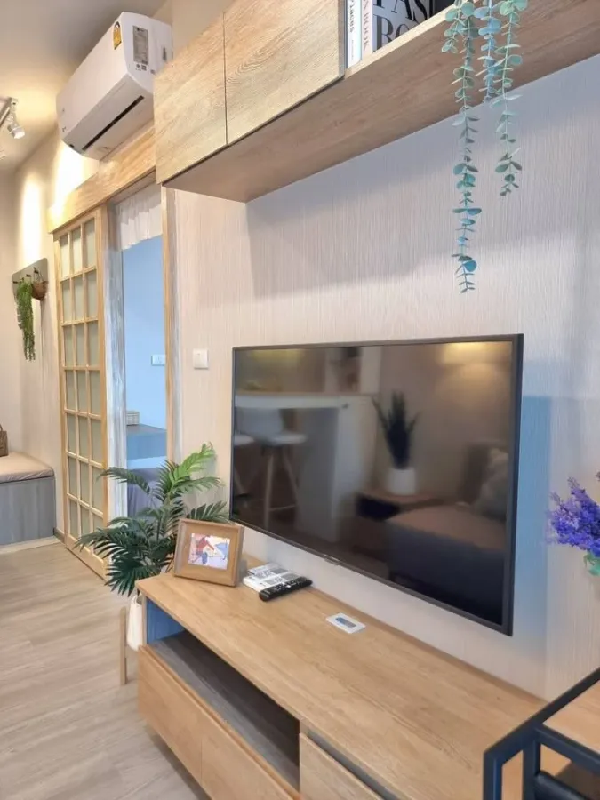 For rent: The Base Phetchaburi - Thonglor, decorated in a warm Muji style, comfortable to live in, balcony like a corner room, if you delay, you'll de