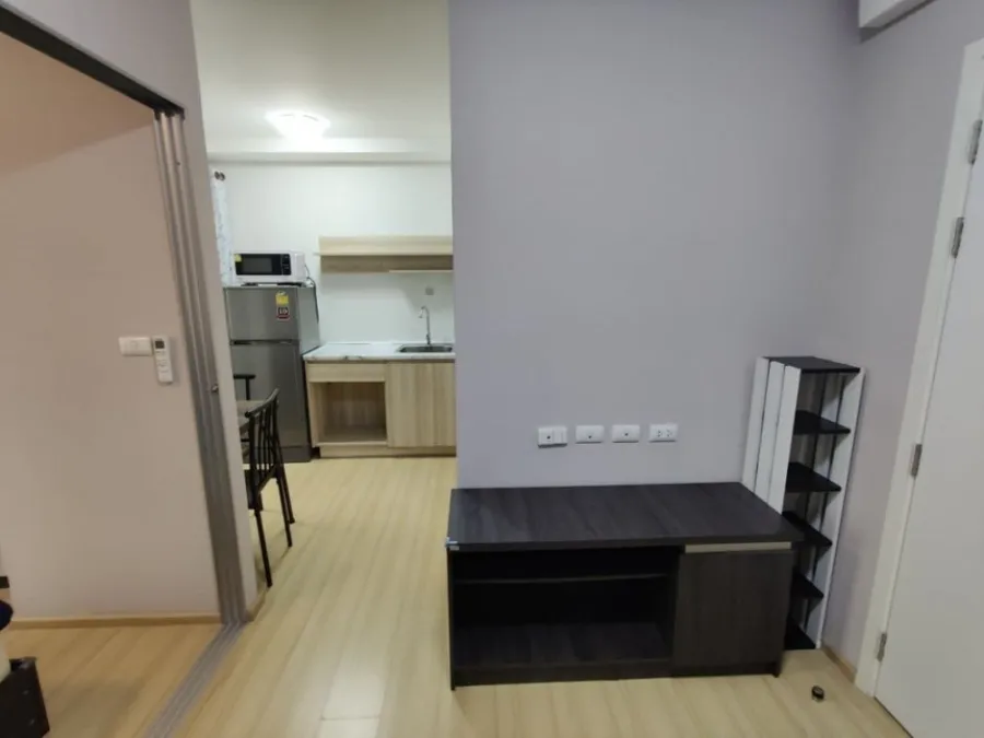 Plum Condo Chaengwattana Station for rent, this room is fully furnished. Plus the best price Super clean inside, book now.