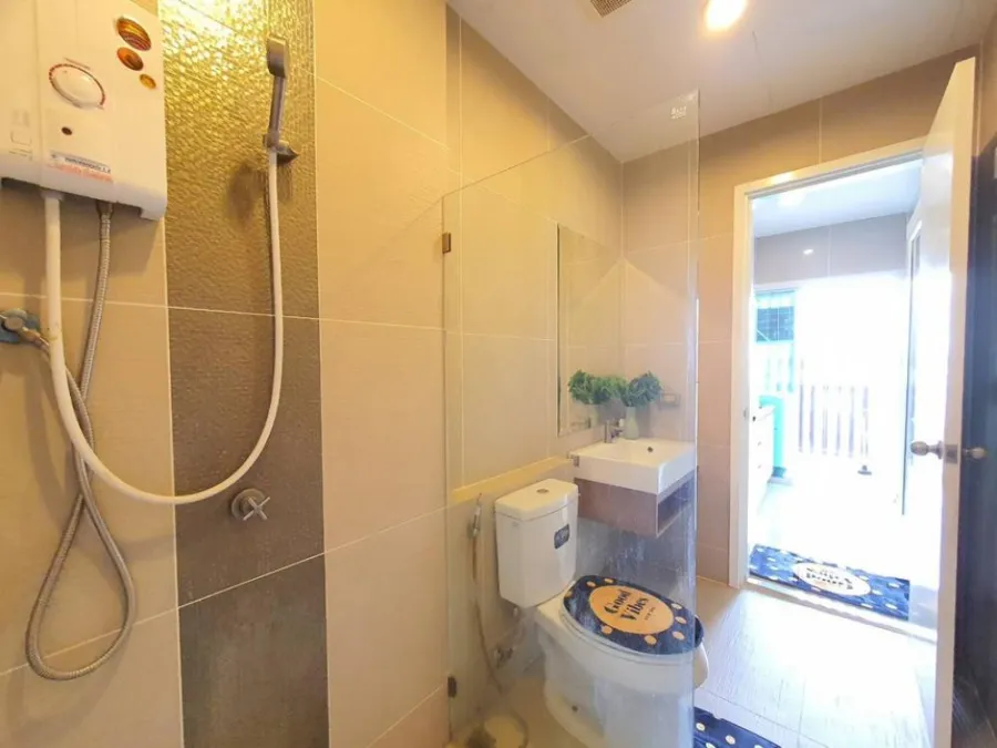 ให้เช่า แฮปปี้คอนโด ลาดพร้าว 101 ห้องใหญ่ พื้นที่ใช้สอยเยอะสุดๆ ห้องแต่งสวยทันสมัย น่าอยู่มาก จองเลย