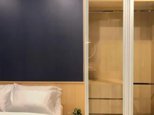Sell / rent urgently !! Ashton Asoke Condo, 42nd floor, beautiful view, fully furnished, near BTS, good location, don't miss !! images