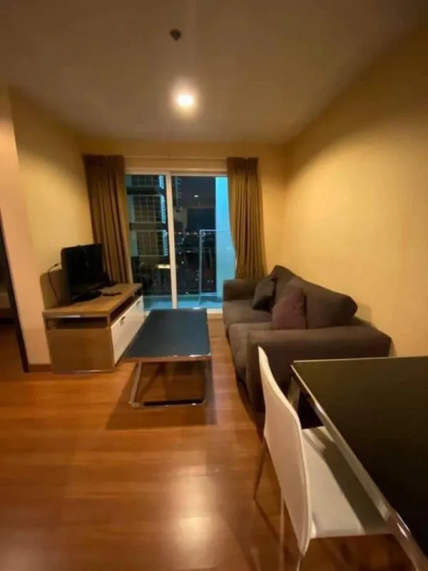 **Diamond ratchada condo for sale **Golden location, attractive for investment, fully furnished, do not rush to reserve, you will miss it!!!