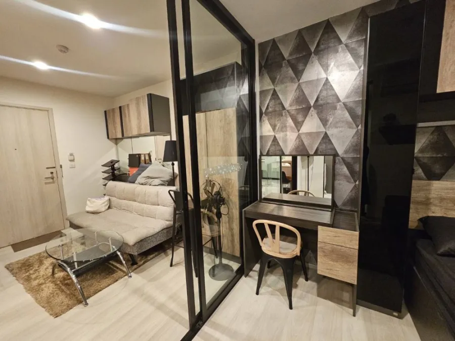 ขาย Life Asoke 1 Bed Plus เฟอร์ Buit-In ครบชุด มี Walk In Closet ในตัว ดีขนาดนี้ ห้ามพลาด