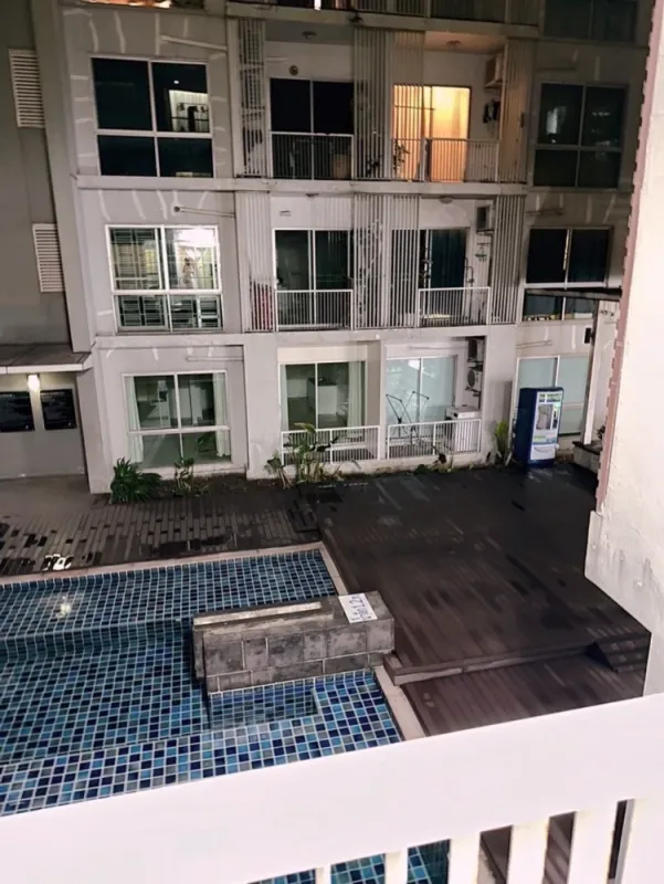 ขาย A space Asoke-Ratchada 1 ห้องนอน 1 ห้องน้ำ เฟอร์และเครื่องใช้ไฟฟ้าครบครัน จองเลย