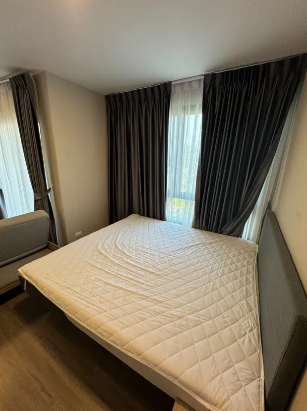 For rent: Dcondo hideaway Phase 4, Studio room, 3rd floor, not very high, with a great price, hurry and reserve now.