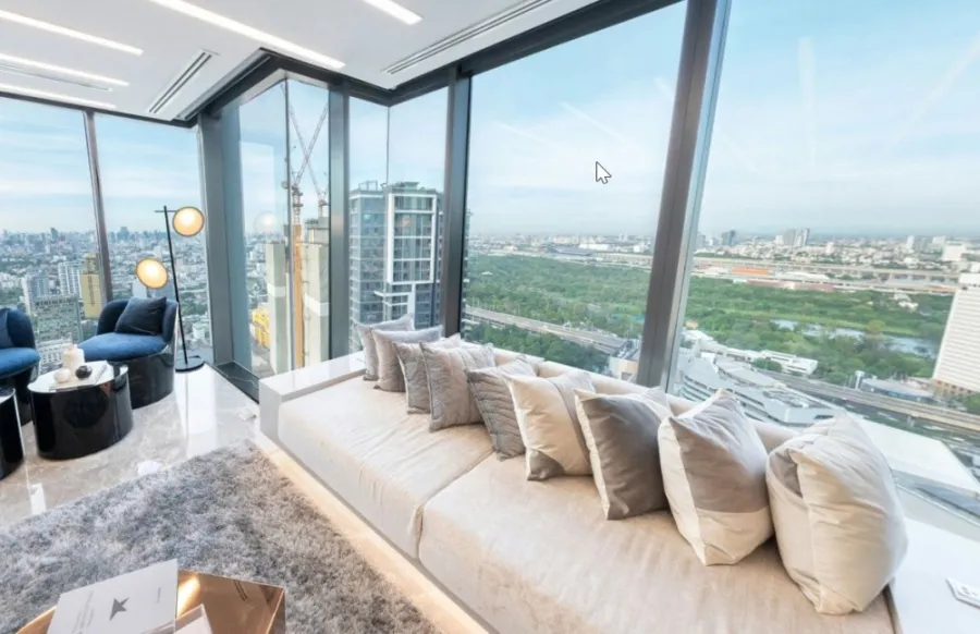 Sell Life Ladprao, 2 bedrooms, high floor, city view, very beautiful at night The most pleasant room If interested, hurry up to reserve.