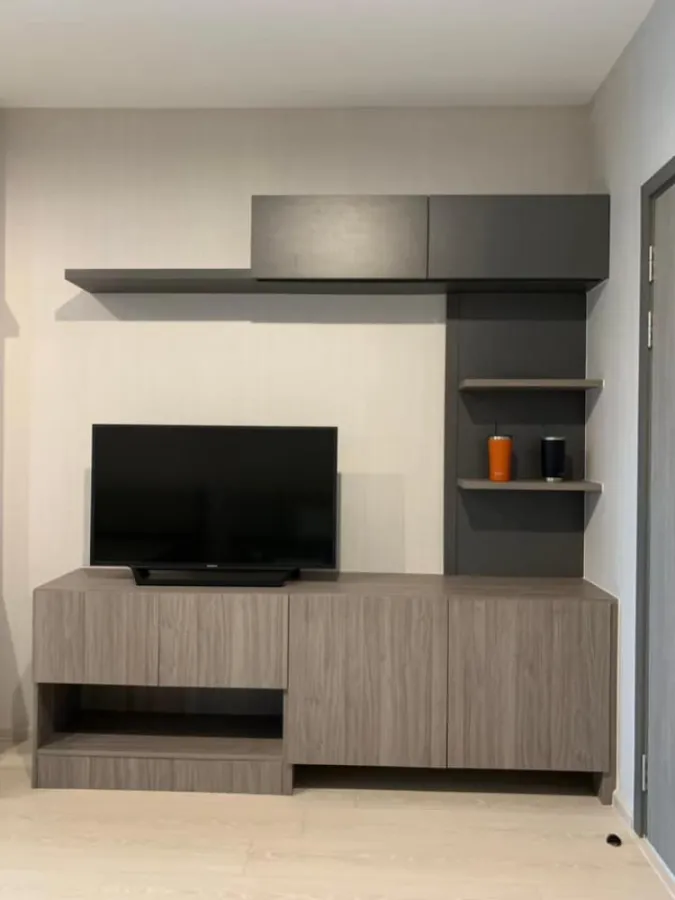 ให้เช่า Ideo Thaphra Interchange ห้อง Studio เฟอร์นิเจอร์ built-in แต่งครบพร้อมอยู่ ย้ายด่วนๆจ้า