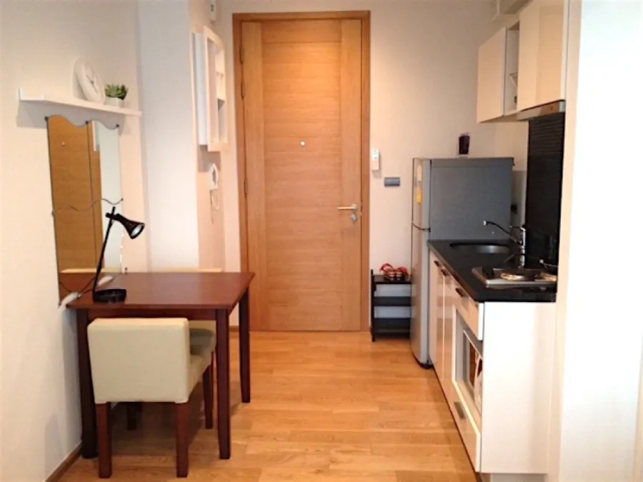 Condo for sale, for rent, Fuse Sathorn-Taksin, high floor, good view, fully furnished, can't miss it, urgent.