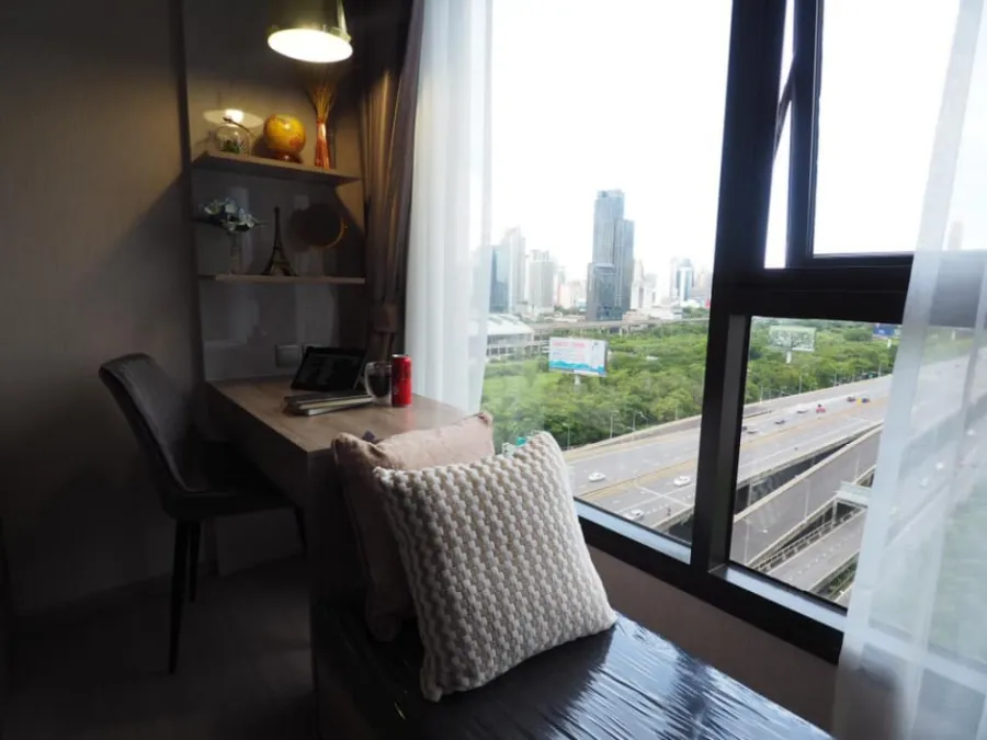 ให้เช่า Life Asoke Hype ห้องสวย ตกแต่งหรุหราสุดๆ ได้นอนชิวดูวิวสวยๆ ดีแบบนี้ ไม่จองเสียใจแทน ด่วนๆ