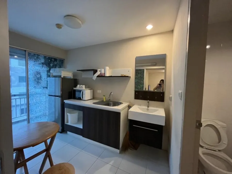 Condo for rent, Smart Watcharapol, 7th floor, spacious room, full of amenities. Good like this, you must hurry to book.