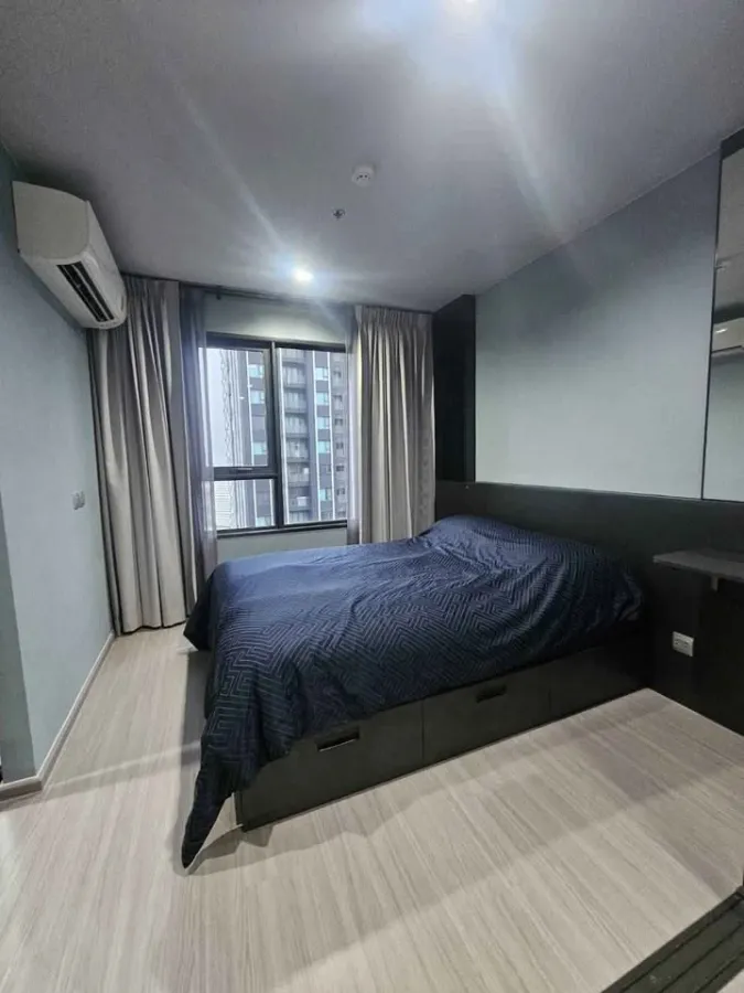 For rent: Life Ladprao, high floor unit, comfortable and spacious, fully furnished. Book now!