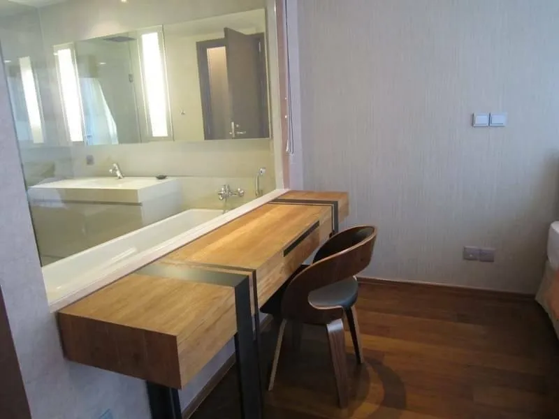 Sell/rent Condo Quattro by Sansiri, 5th floor, corner room, fully furnished, ready to move in, hurry up and book now!!