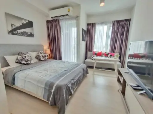 For rent!! Condo Chapter One Eco Ratchada-Huay Kwang, 22nd floor, Building B, beautiful room, fully furnished, ready to move in. Don't miss it!!