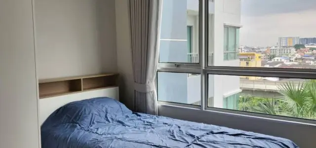 ให้เช่า The Room Sathorn-Taksin 2 ห้องนอน พื้นที่ใช้สอยเยอะ เฟอร์นิเจอร์และเครื่องใช้ไฟฟ้าครบครัน จองด่วน images