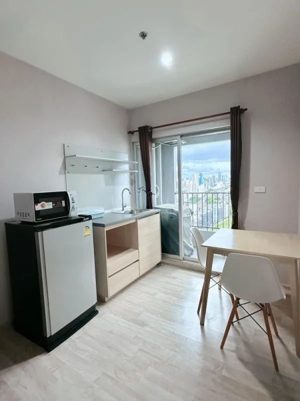 ให้เช่า Plum Condo Ramkhamhaeng Station ห้องพร้อมอยู่ เฟอร์ เครื่องใช้ไฟฟ้าครบ รีบมาจับจองเลย