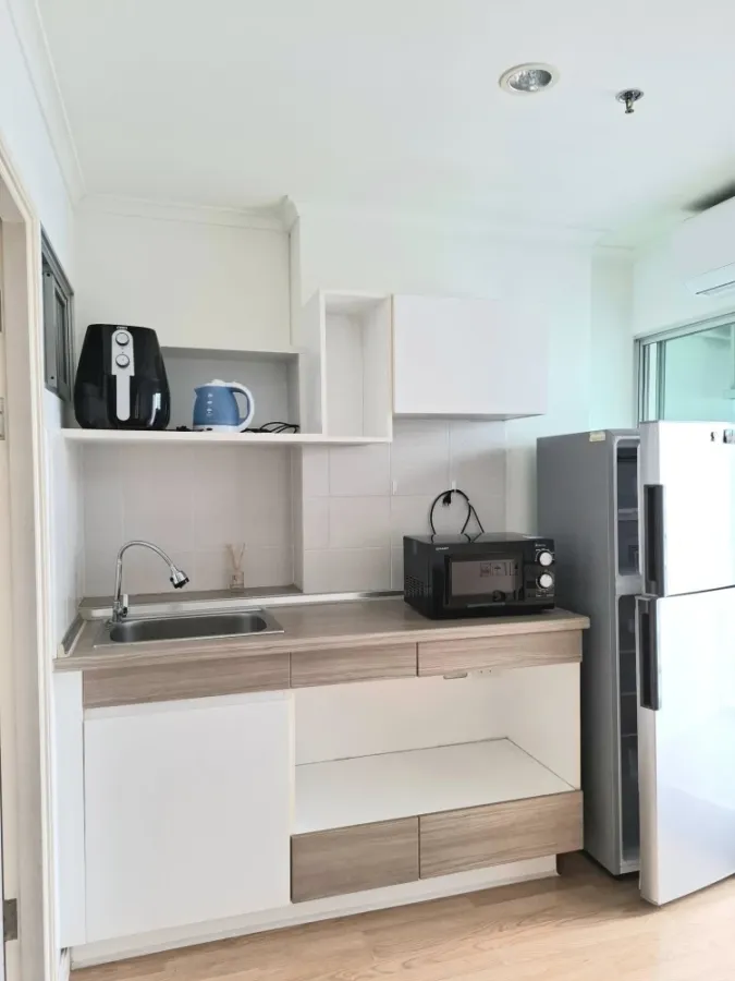 For rent: Lumpini Park Pinklao, fully furnished, reserve now before it's gone.