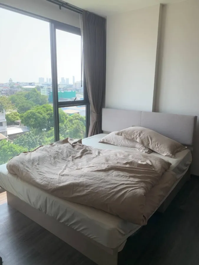 ให้เช่า FLEXI Sathon - Charoen Nakhon 1 ห้องนอน 1 ห้องน้ำ เฟอร์นิเจอร์ครบครัน หิ้วกระเป๋าเข้าอยู่ได้เลยจ้า