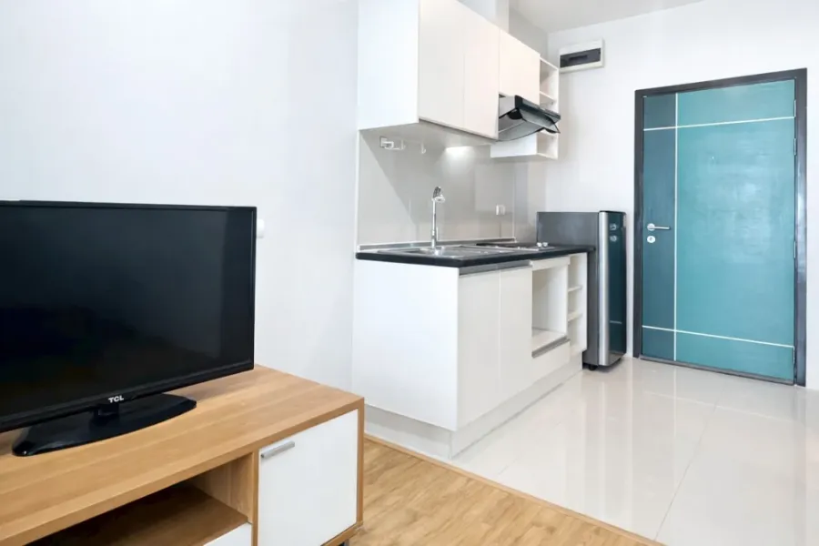 ให้เช่า Astro Condominium ชั้น 30 ห้องแต่งครบ น่าอยู่ จองเลย ห้ามพลาด