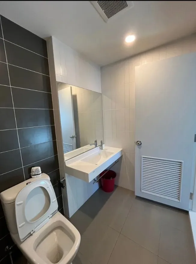Condo for sale, The President Phetkasem-Bang Khae, corner room, complete with furniture and decorations, book now.