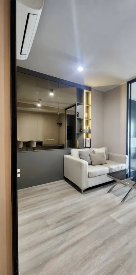 For rent/sale Condo IDEO Ratchada-Sutthisan, 21st floor, room facing north, room is a single corridor, very private, buy now.