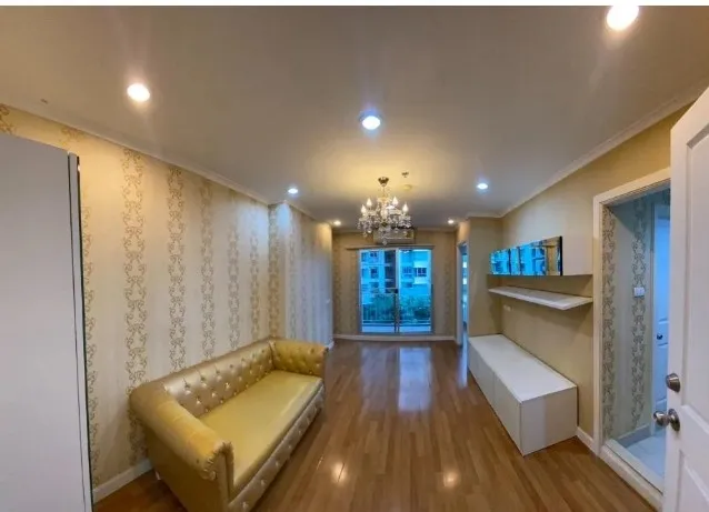For sale/rent: Lumpini Park Riverside Rama 3, fully furnished with wallpaper, ready to move in.