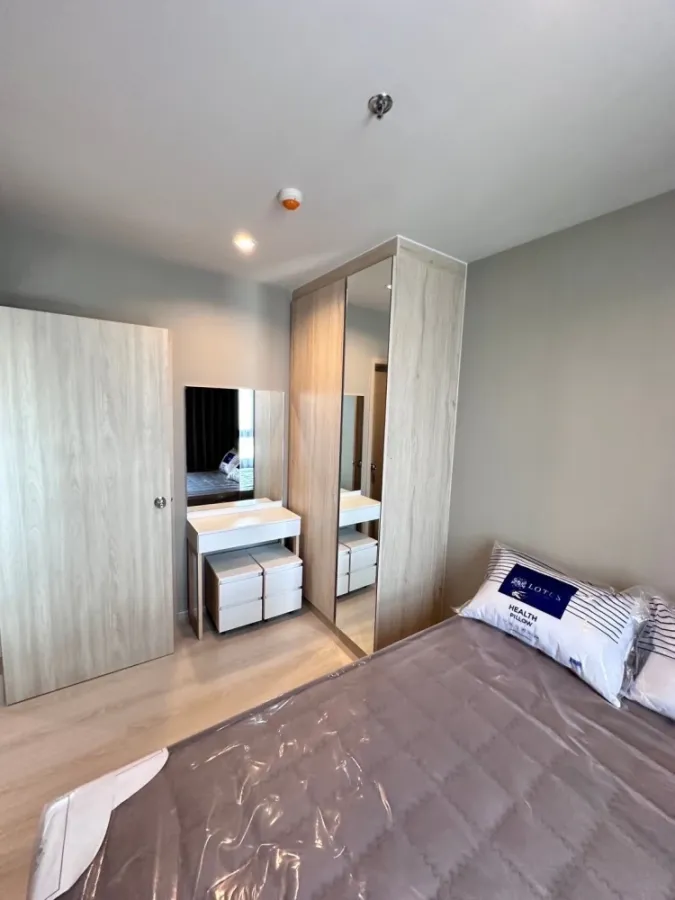 ให้เช่า Condo Nue Noble Ngamwongwan ห้องพร้อมอยู่ เฟอร์พร้อม ชั้นสูง จองเลย ห้ามพลาด