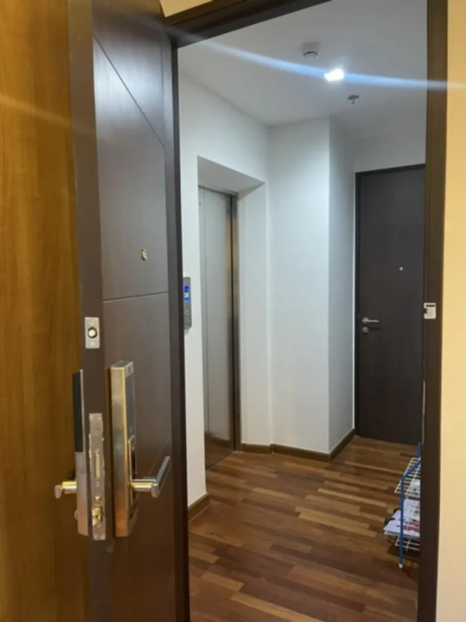 Condo for rent Wish Signature Midtown Siam balcony view city Not hot all day, fully furnished, don't miss it.