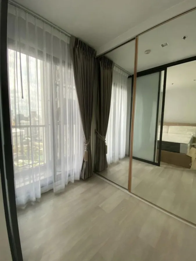 For rent Life one wireless ตกแต่งอย่างครบครัน มี walk-in closet ในตัว รีบมาจองเลยจ้า อย่าพลาด