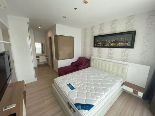 Condo for sale or rent, The Hotel Service, fully decorated, with well proportioned walls, fully furnished.