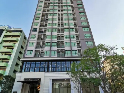 Sale down Payment Knightsbridge Collage Ramkhamhaeng, large room, unblock view !! Very good price, amazing location, must be arranged.