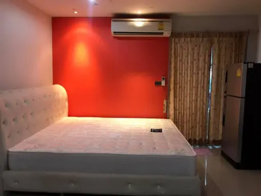 Condo for rent, Regent Home 1, Phahonyothin 67, special price, ready to move in, don't miss it.