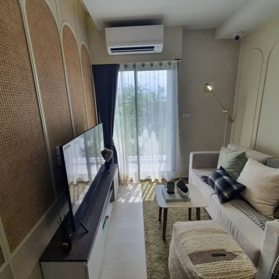 Sale down payment, Nue Cross Khu Khot Station 1 Bedroom, 7th floor, quiet room, no problem, buy now