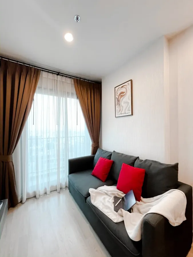 ขาย Condo Centric Ratchada – Huai khwang คอนโดย่านธุรกิจรัชดา ใจกลางเมือง วิวสระว่ายน้ำ รีบจองเลย!!