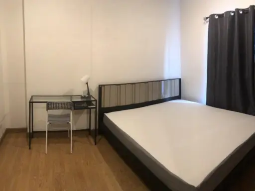 For rent, The Parkland Grand Taksin, quiet room, city view, 6 feet bed, good price, hurry to book images