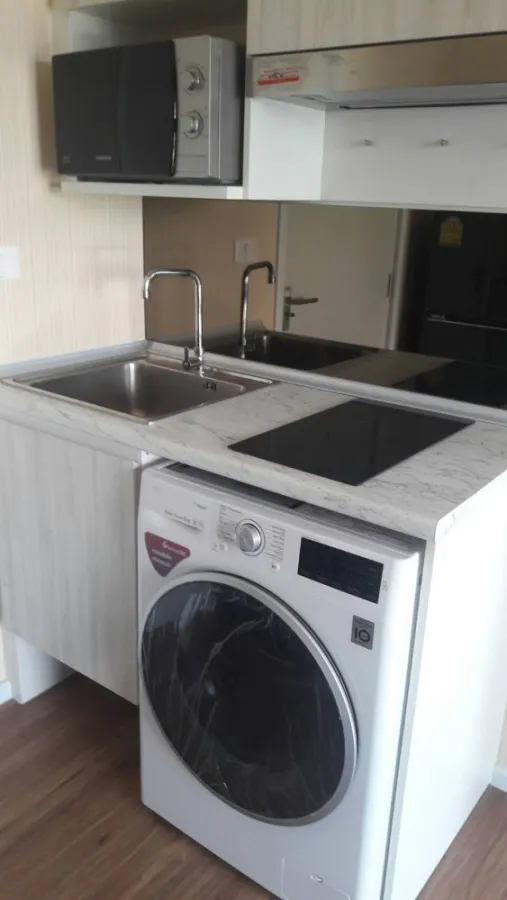 Sell for rent!! Condo Notting Hill, Sukhumvit-Praksa, 8th floor (corner room), fully furnished, ready to move in, don't miss it!!