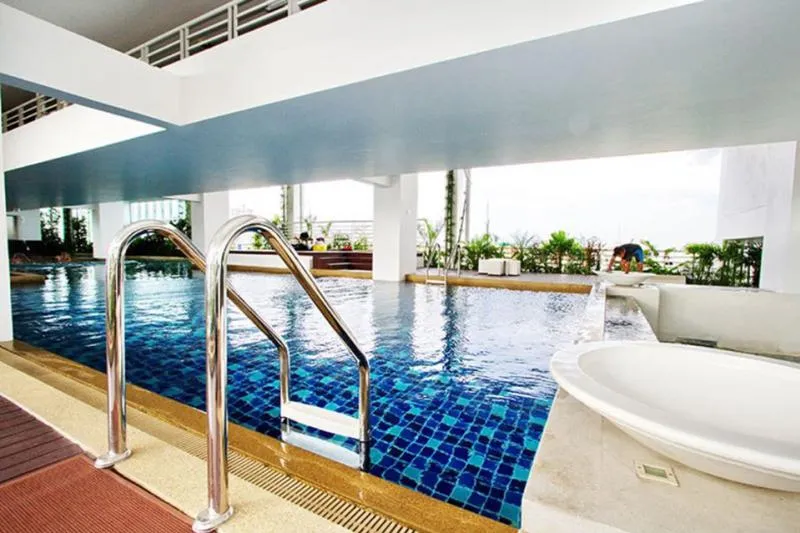 Sell / rent urgently !! Condo Bangkok Horizon Ramkhamhaeng, high floor, spacious room, good view, do not miss !!
