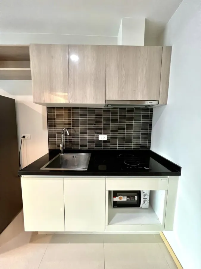 For rent, Fuse Miti Ratchada-Sutthisan, north direction, not hot, beautiful view, comfortable, big bed, sofa bed, hurry and grab it.
