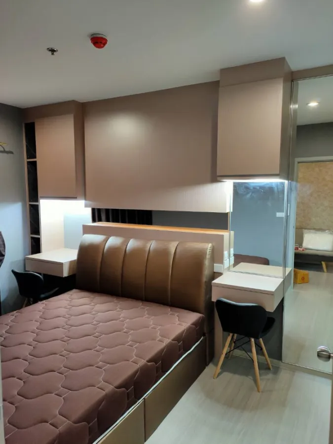 ให้เช่า เดอะ พาร์คแลนด์ เพชรเกษม 56 ชั้น 18 วิวสวนและสระ ห้อง built in สวย น่าอยู่สุดๆ จองด่วน