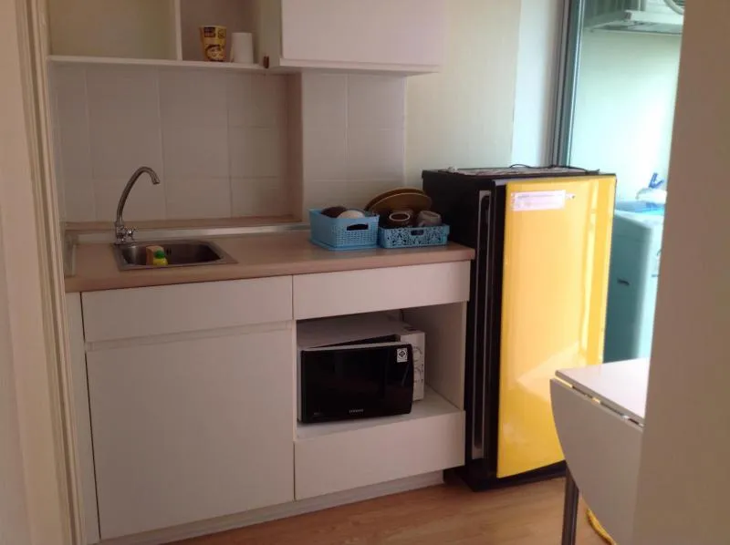 For Rent Lumpini Ville Chaengwatthana- Pakkret, corner room, pool view, best price, do not book and you will regret.