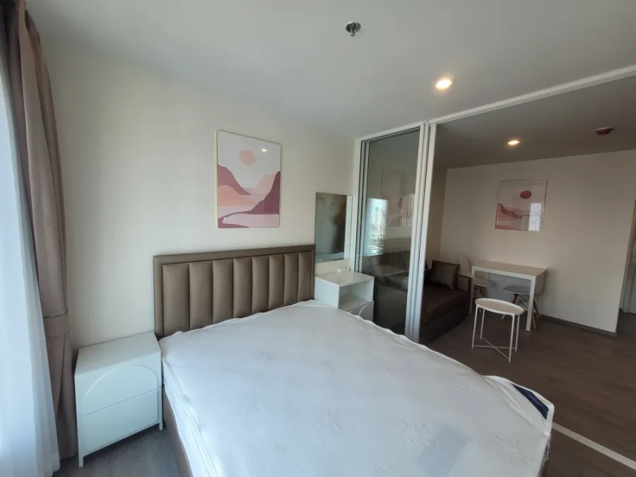ปล่อยเช่า คอนโด Regent Home บางนา ห้องน่าอยู่ เฟอร์ เครื่องใช้ไฟฟ้าครบ ชั้น 24 วิวสระน้ำ รีบมาจองเลยจ้า