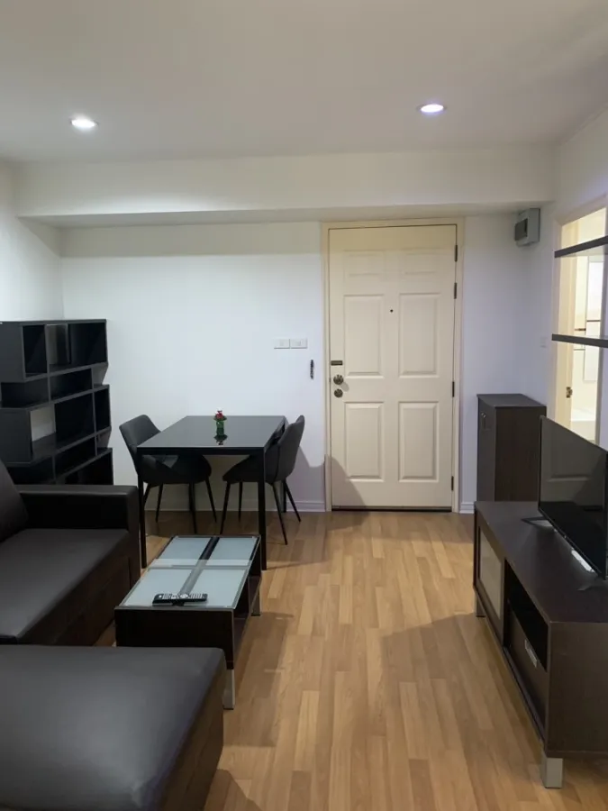 Condo for rent, Lumpini Place Phahol-Saphankwai. Fully furnished and electrical appliances ready to move in