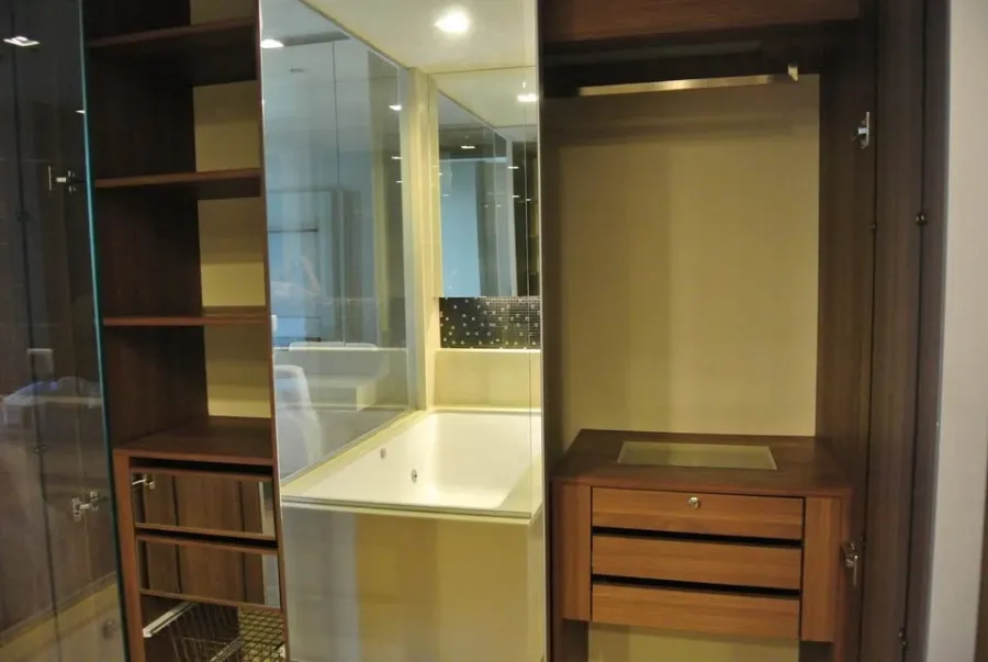 For rent or sale, The Address Sathorn, ready to move in, great usable space, if you don't book, you'll regret it.