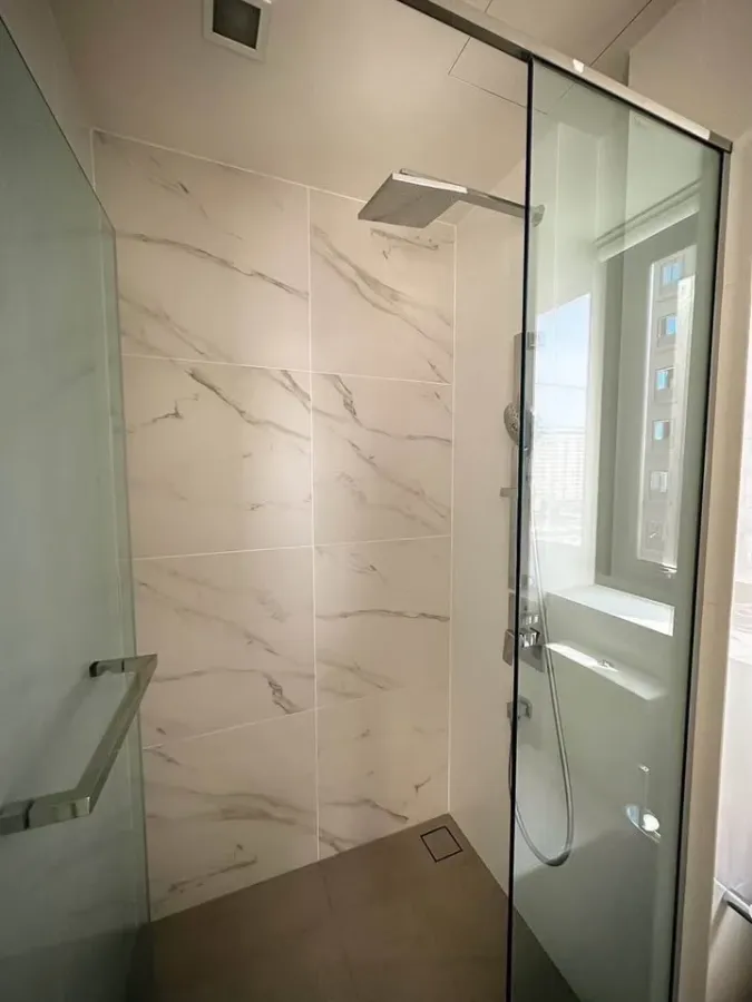 For rent: The Line Sukhumvit 101, 9th floor, nice room, fully furnished, interested, reserve now, urgent.