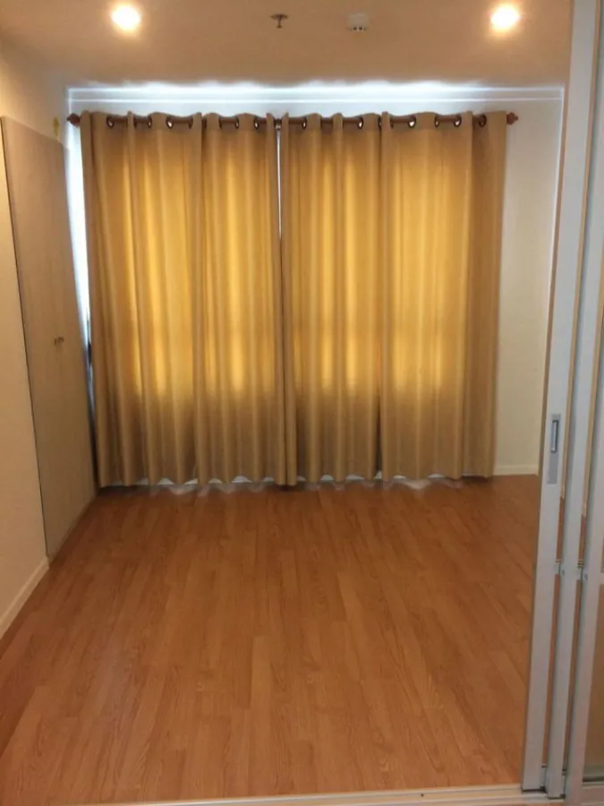 For sale/rent, Lumpini Ville Prachachuen-Phongphet 2, corner room, 30th floor, Building A, good atmosphere, beautiful view, book now.