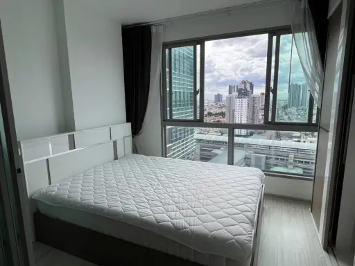 For sale Ideo Mobi Bangsue Grand Interchange, room ready to move in, price not expensive, hurry up and reserve as owner.