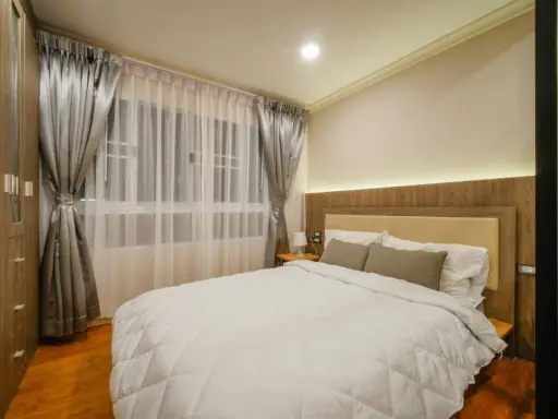 For rent!! Condo Lumpini Suite Sukhumvit 41, good location condo, ready to move in right away, don't miss it!!