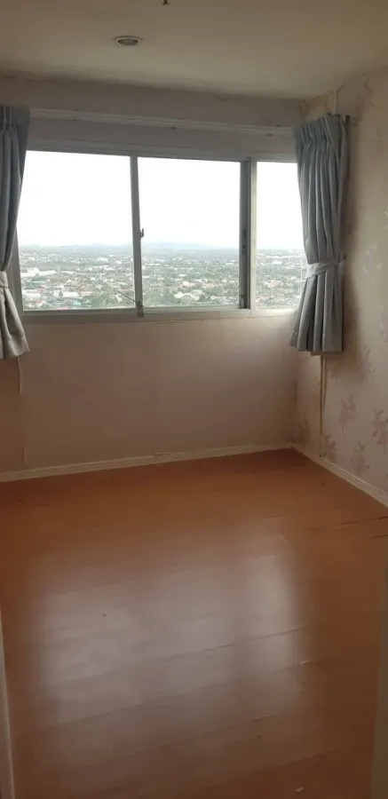 For sale: Lumpini Condo Town, North Pattaya, Sukhumvit (North Pattaya), 32nd floor, fully furnished, nice to live in, reserve now!
