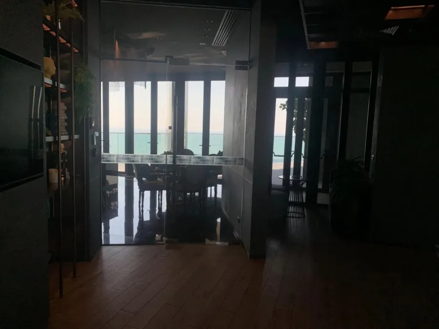 Condo for rent, Edge Central - Pattaya (Central Pattaya), 7th floor, garden view, can see fireworks from the room. Reserve now.