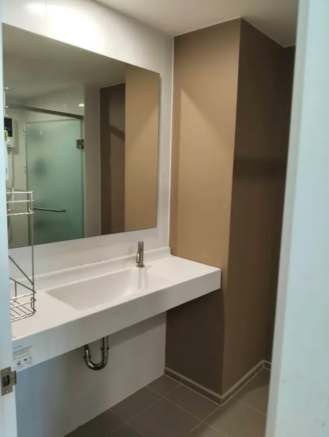For sale: U Delight @ Talat Phlu Station, 12A floor, corner unit, spacious room, 2 bedrooms. Reserve now and you won't be disappointed.