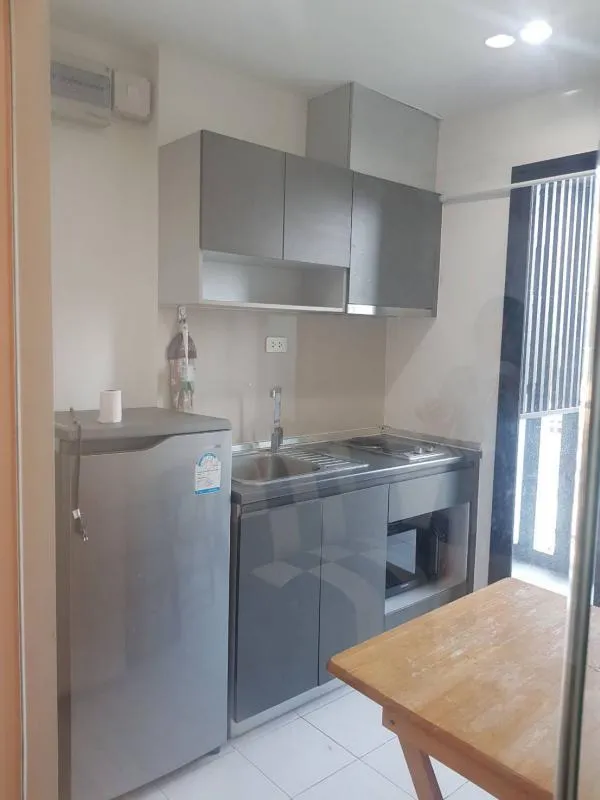 Urgent !! ** Condo for rent THE BASE Rama 9-Ramkhamhaeng ** Fully furnished condo ready to move in,